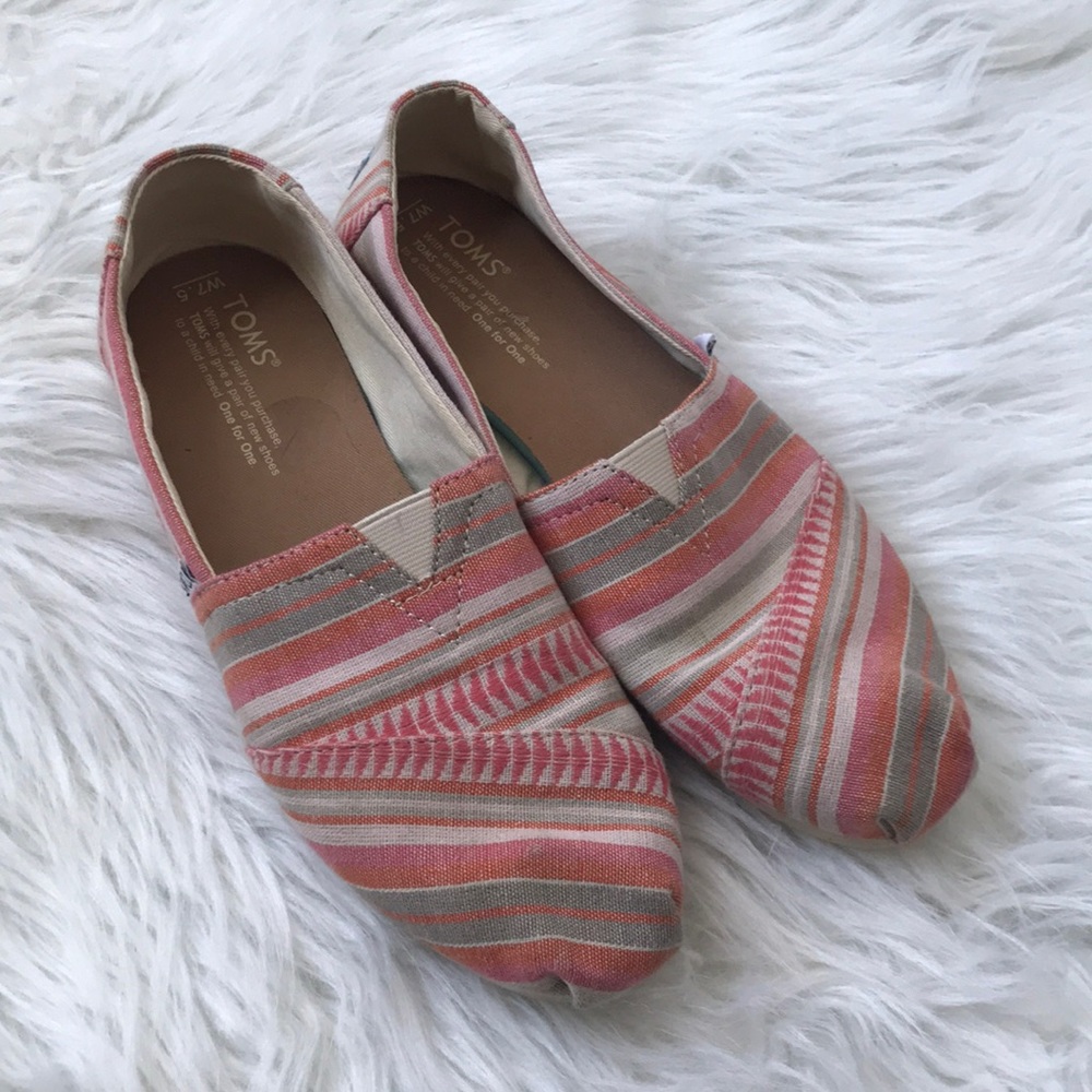 Toms size 7.5 - Picture 2 of 6